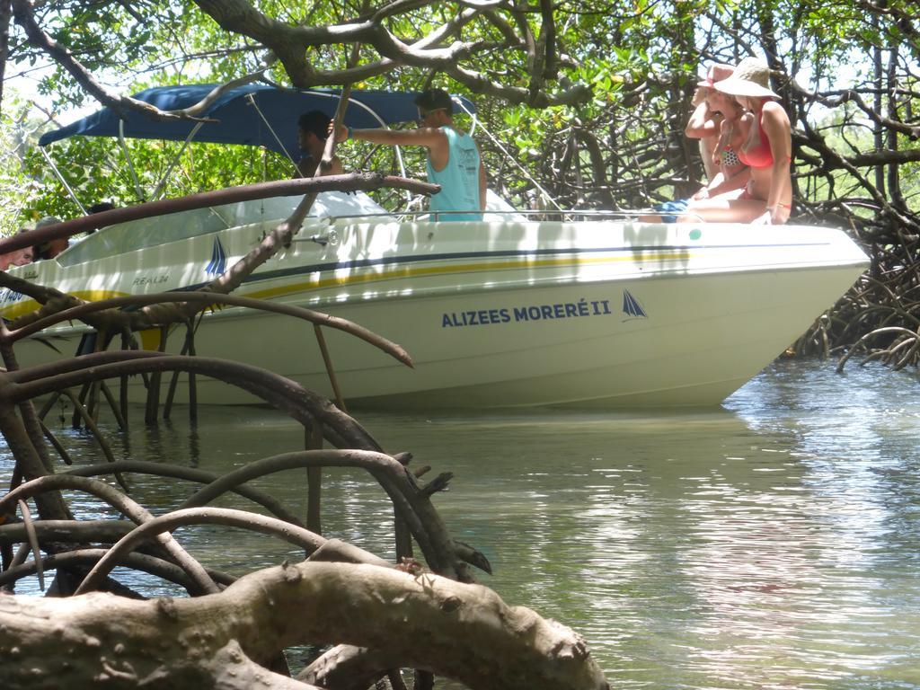 Alizees Morere Exterior photo